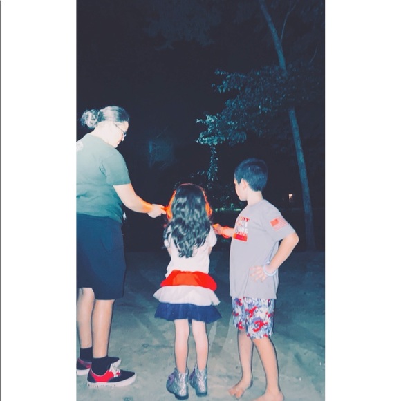 🖤🖤🖤Meet your Posher🖤🖤🖤 - Picture 5 of 6